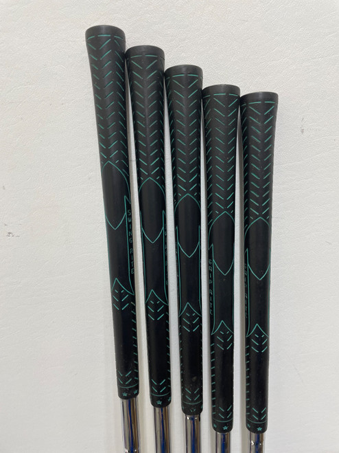 Vist Large View of Product Image Which is Used Mizuno TOUR CLASSIC Mens Iron Set RH 5I-9I