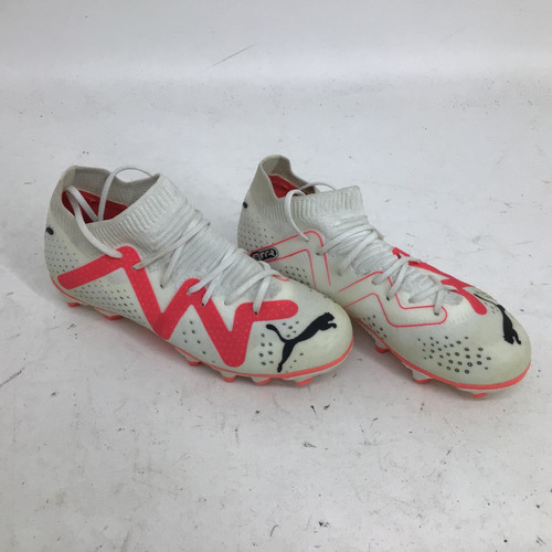 Vist Large View of Product Image Which is Used Puma FUTURE MATCH YTH 13 SOCCER CLEATS Soccer Cleats White And Pink Youth 13.0