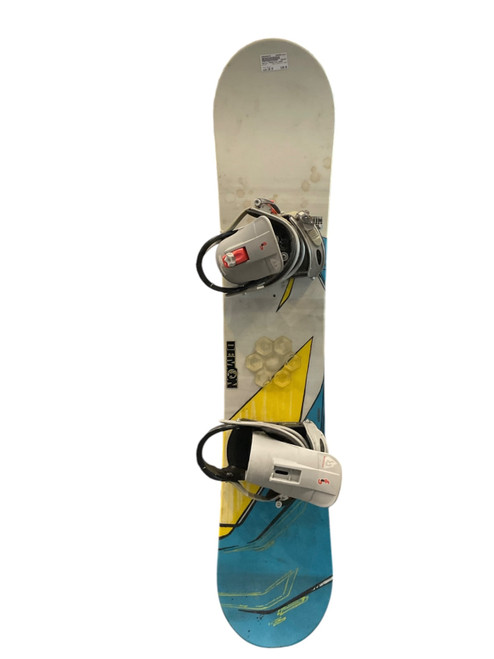 Vist Large View of Product Image Which is Used Burton FREESTYLE 136CM Boys Board/Binding White 136 cm