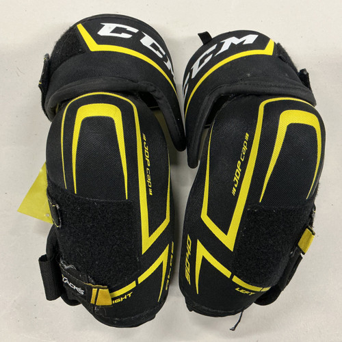 Vist Large View of Product Image Which is Used CCM TACKS 9040 Senior Elbow Pads MD
