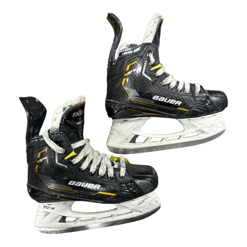 Vist Large View of Product Image Which is Used Bauer SUPREME M5 PRO Junior Hockey Skate Junior 02.5