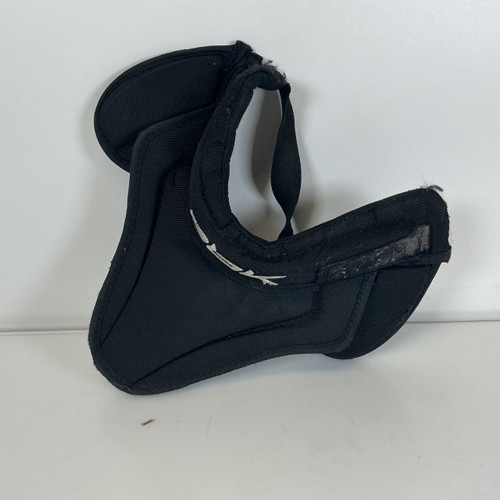 Vist Large View of Product Image Which is Used Reebok TC-RBK JR Goalie Neckguard