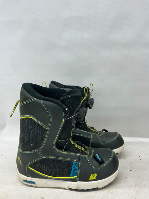 Vist Large View of Product Image Which is Used K2 MINI TURBO BOA Boys Snowboard Boots Black Junior 04