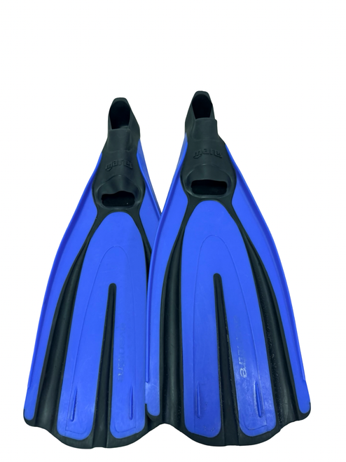 Vist Large View of Product Image Which is Used Mares Plan Avanti Tre Size 6 1/2 - 7 1/2 Full Foot Swim Fins / Snorkel / Scuba Dive Fins