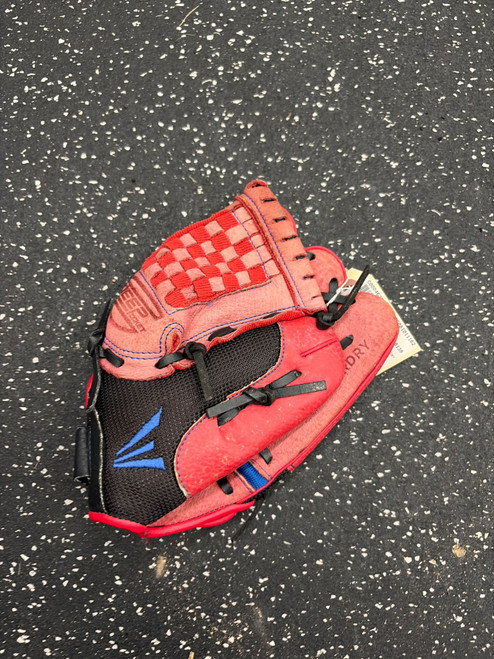 Vist Large View of Product Image Which is Used Easton ZFX1000RDRY BB/SB Glove RH Throw Red 10"