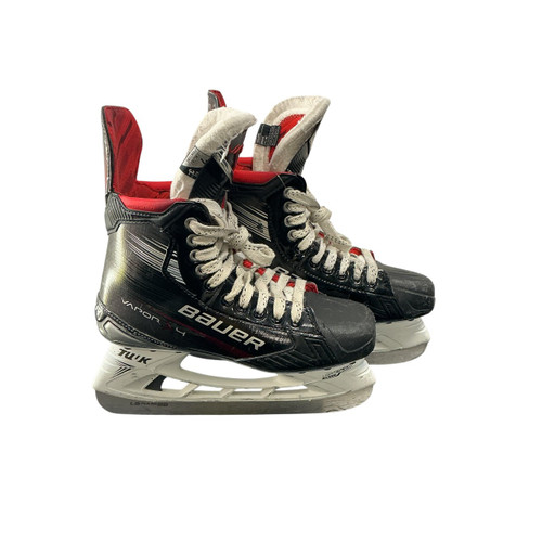 Vist Large View of Product Image Which is Used Bauer SZ 7 BAUER VAPOR X4 SKATE Senior Hockey Skate Senior 7