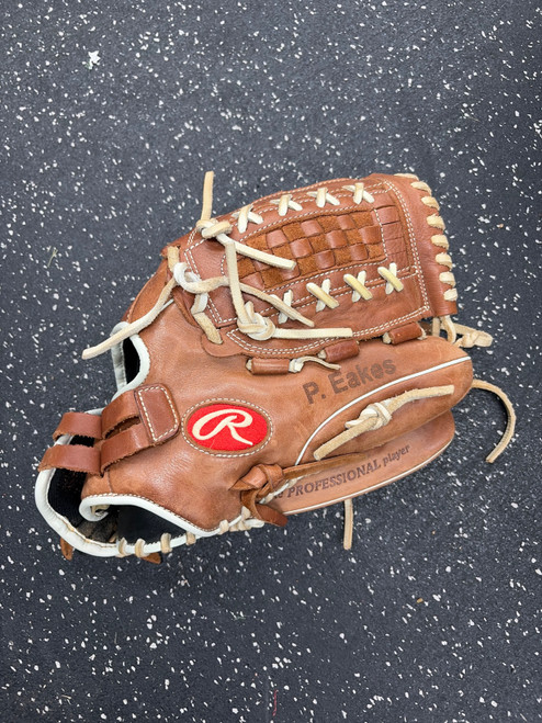 Vist Large View of Product Image Which is Used Rawlings R9 BB/SB Glove RH Throw Brown 12 1/2"