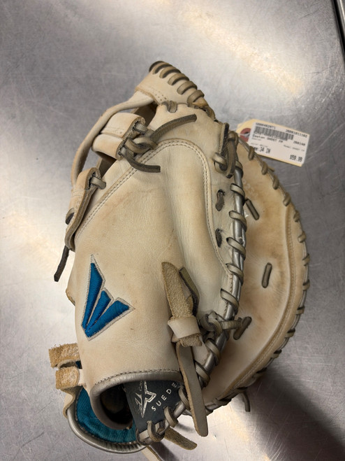 Vist Large View of Product Image Which is Used Easton GHOST FP BB/SB Catchers RH Throw White 34"
