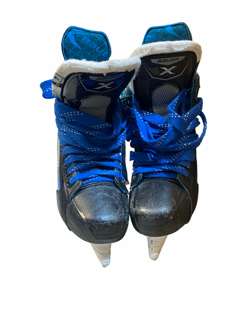 Vist Large View of Product Image Which is Used Bauer X Junior Hockey Skate Junior 04