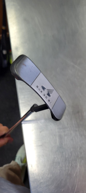 Vist Large View of Product Image Which is Used Never Compromise SUB 3D B1 Mens Putter RH