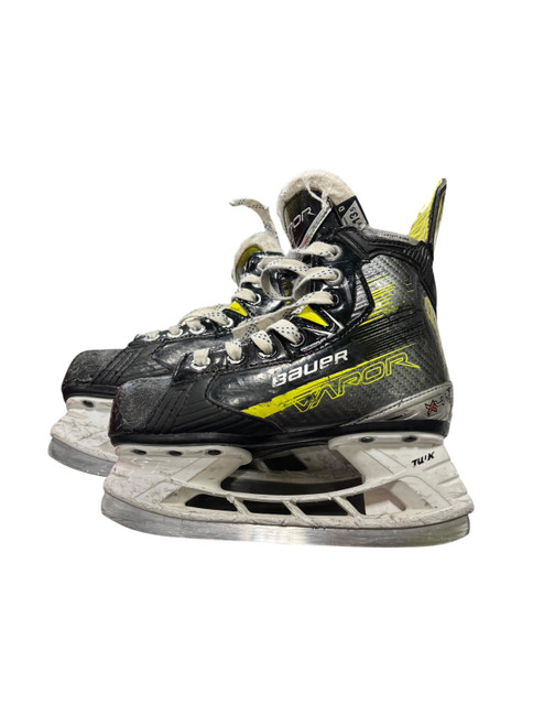 Vist Large View of Product Image Which is Used Bauer VAPOR X4 Youth Hockey Skate Youth 13.0