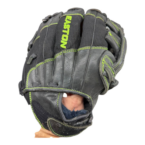 Vist Large View of Product Image Which is Used Easton SYNERGY FP SYMFP1200 RH Throw Fastpitch Gloves Black 12"