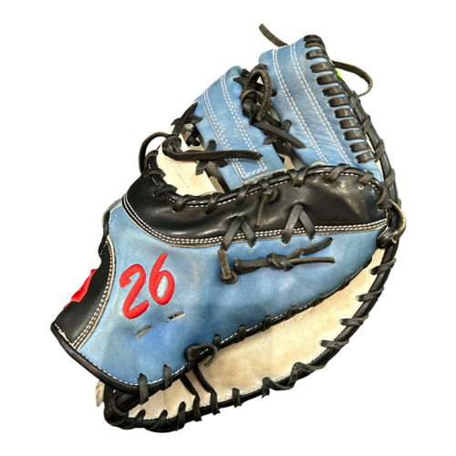 Vist Large View of Product Image Which is Used 44 PRO SIGNATURE SERIES 13IN RHT 1ST BB/SB First Base RH Throw Royal Blue 13"