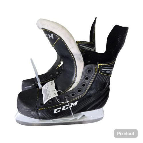 Vist Large View of Product Image Which is Used CCM SUPER TACKS 9350 SZ 2 HOCKEY SKATES Junior Hockey Skate Junior 02