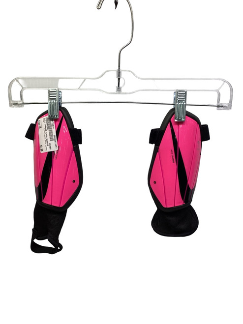Vist Large View of Product Image Which is Used Nike CHARGE SHIN GUARDS Soccer Shin Guards Junior Pink SM