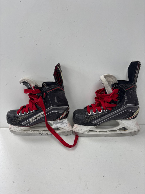 Vist Large View of Product Image Which is Used Bauer VAPOR X700 Junior Hockey Skate Junior 04