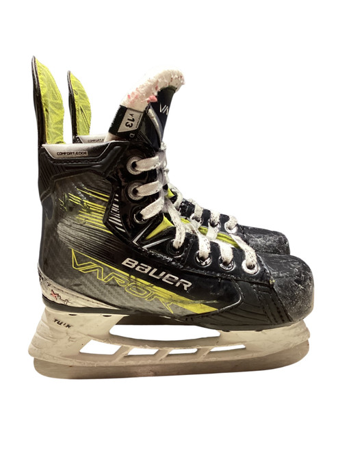 Vist Large View of Product Image Which is Used Bauer VAPOR X4 Youth Hockey Skate Youth 13.0