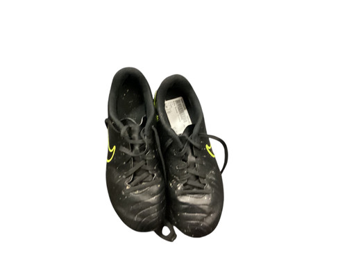 Vist Large View of Product Image Which is Used Nike Soccer Cleats Black Junior 03