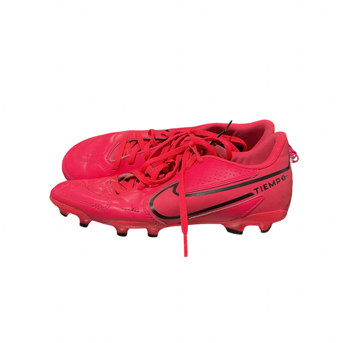 Vist Large View of Product Image Which is Used Nike Soccer Cleats Pink Junior 06