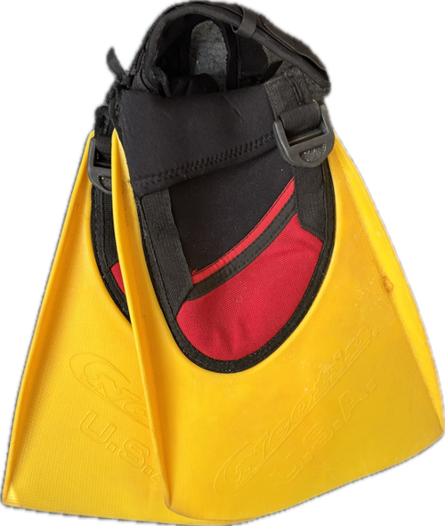 Vist Large View of Product Image Which is Used Underwater Fins Yellow MD