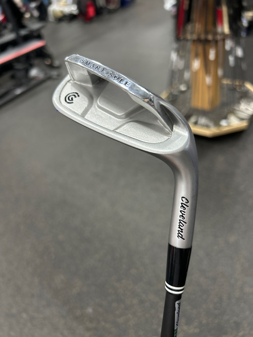 Vist Large View of Product Image Which is Used Cleveland SMART SOLE Golf Chipper RH Unknown Degree