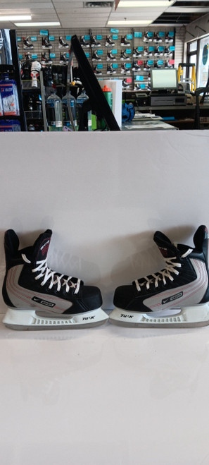 Vist Large View of Product Image Which is Used Nike IGNITE 22 Junior Hockey Skate Junior 05