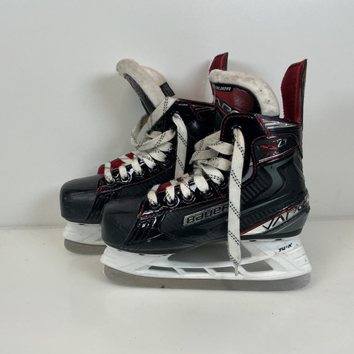 Vist Large View of Product Image Which is Used Bauer VAPOR X 2.7 Hockey Skate Yth.13