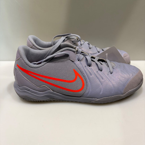 Vist Large View of Product Image Which is Used Nike Soccer Indoor Shoes Purple Junior 04.5
