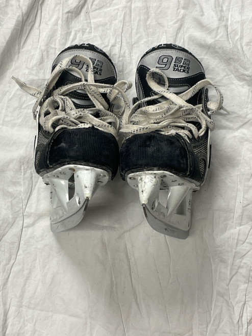 Vist Large View of Product Image Which is Used CCM TACKS 952 SKATES Senior Hockey Skate Senior 8