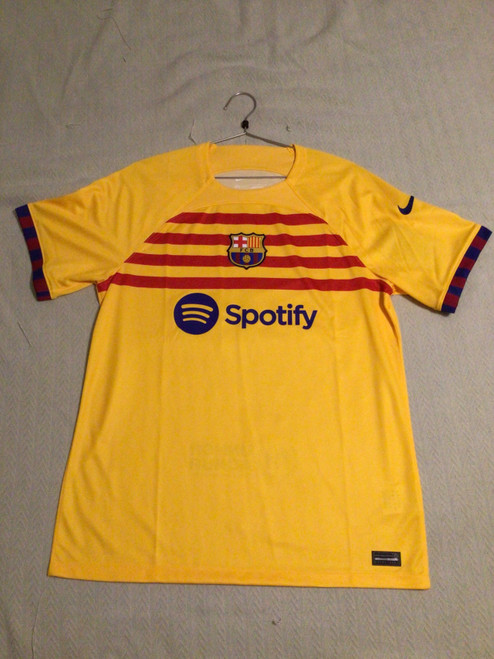 Vist Large View of Product Image Which is NEW Nike FC BARCELONA JERSEY Soccer Top Adt Yellow LG