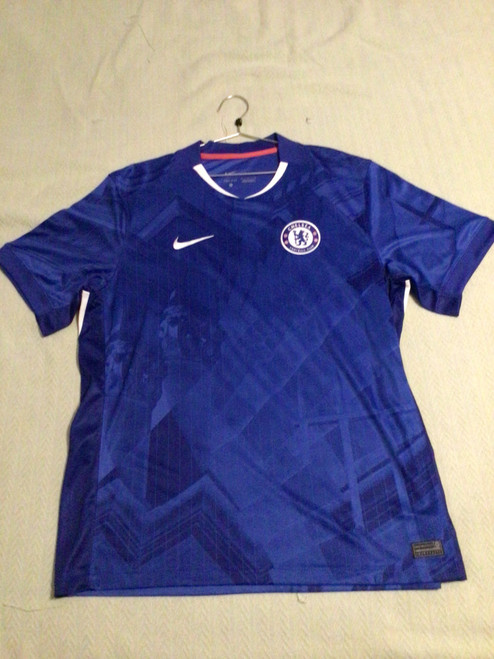 Vist Large View of Product Image Which is NEW Nike CHELSEA FC JERSEY Soccer Top Adt Royal Blue And White XL