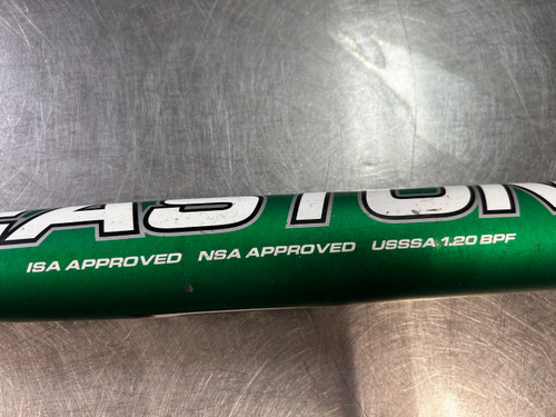 Vist Large View of Product Image Which is Used Easton CYCLONE BB/SB Slowpitch Bat 34"
