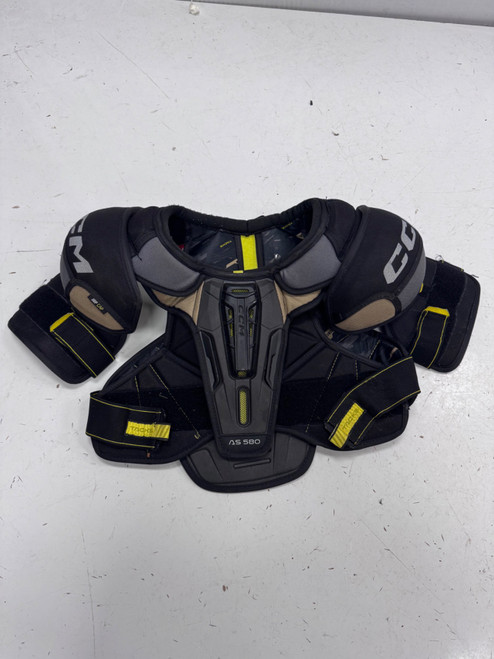 Vist Large View of Product Image Which is Used CCM AS 580 Senior Shoulder Pads SM
