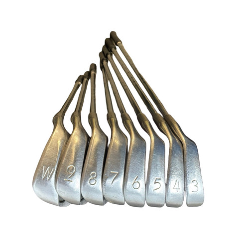 Vist Large View of Product Image Which is Used Ping EYE 2 BLACK DOT Mens Iron Set RH 3I-PW