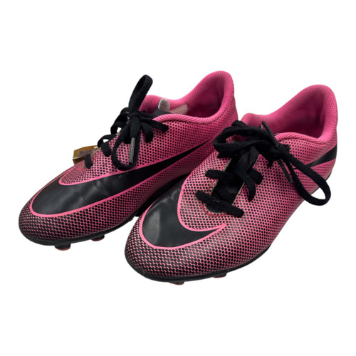 Vist Large View of Product Image Which is Used Nike Soccer Cleats Pink Junior 03