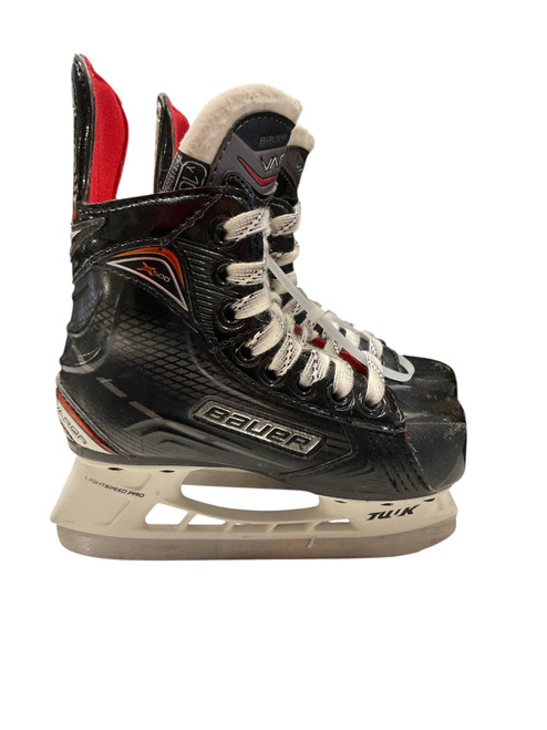 Vist Large View of Product Image Which is Used Bauer VAPOR Youth Hockey Skate Youth 10.0
