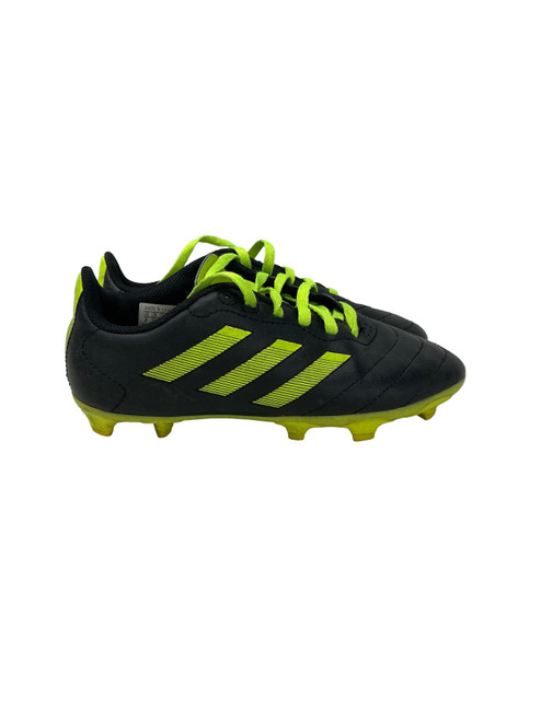 Vist Large View of Product Image Which is Used Adidas Soccer Cleats Lime And Black Junior 02