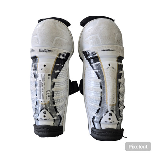 Vist Large View of Product Image Which is Used Reebok SC87 SHIN GUARDS Youth Shin Guards White 9"