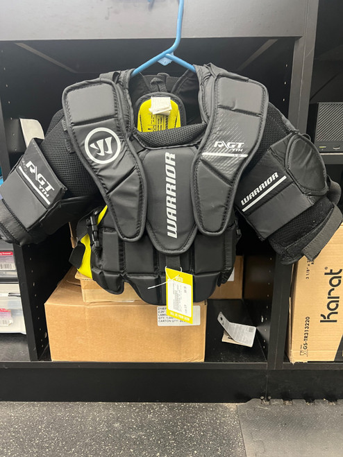 Vist Large View of Product Image Which is Used Warrior RITUAL GT YTH Youth Body Armor S/M