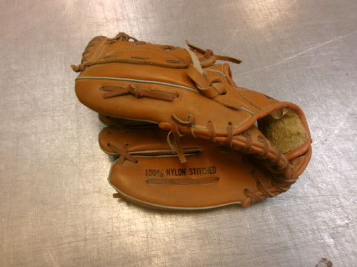 Vist Large View of Product Image Which is Used WINDSOR T-BALL BB/SB Glove LH Throw Brown 10"