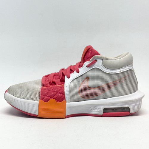 Vist Large View of Product Image Which is Used Nike LEBRON WITNESS 8 Basketball Shoes M White Senior 7