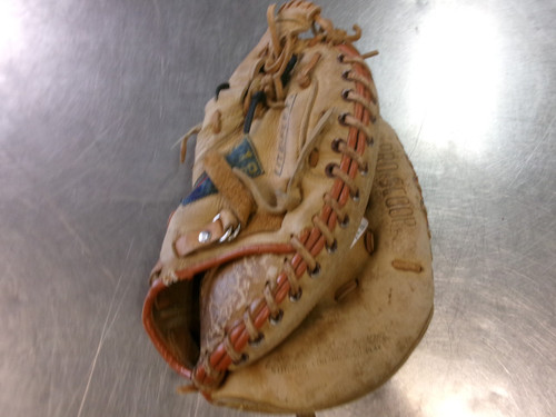 Vist Large View of Product Image Which is Used Mizuno PRO SCOOP BB/SB First Base RH Throw Brown 15"