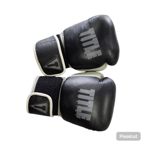 Vist Large View of Product Image Which is Used Title GEL GLOVES 14 Boxing Gloves Black Senior