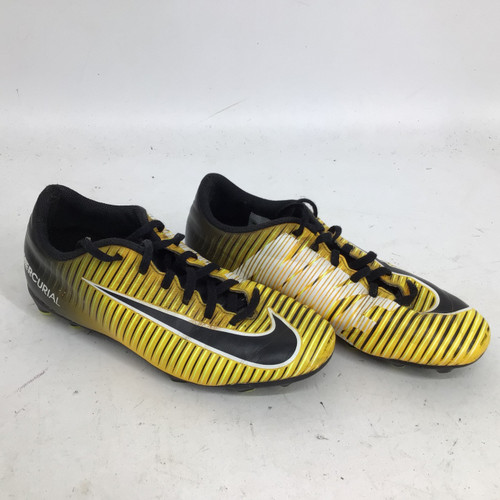 Vist Large View of Product Image Which is Used Nike MERCURIAL VORTEX III JR 4.0 SOCCER CLEAT Soccer Cleats Yellow Junior 04