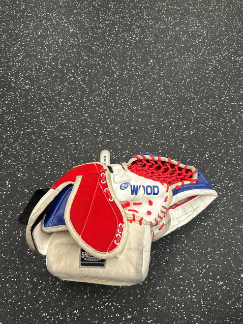 Vist Large View of Product Image Which is Used Sher-wood GM 9970 Inter Goalie Catcher Red