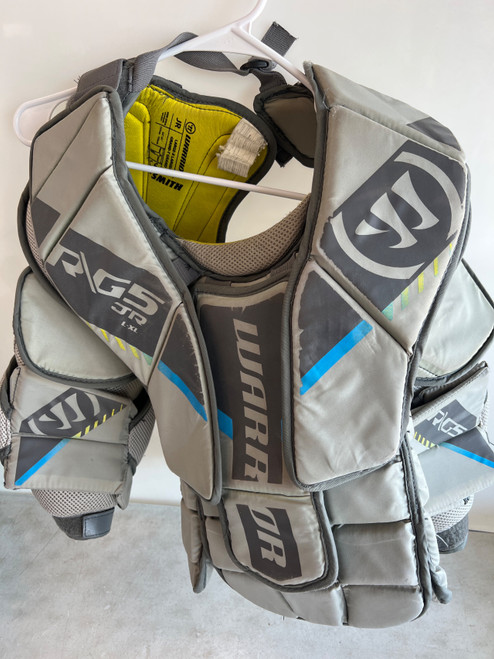 Vist Large View of Product Image Which is Used Warrior RITUAL G5 Junior Body Armor L/XL