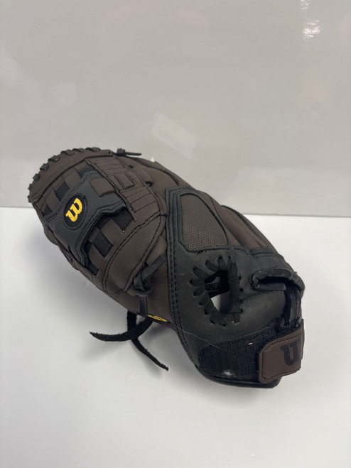 Vist Large View of Product Image Which is Used Wilson A200 BB/SB Glove LH Throw None 11 1/2"