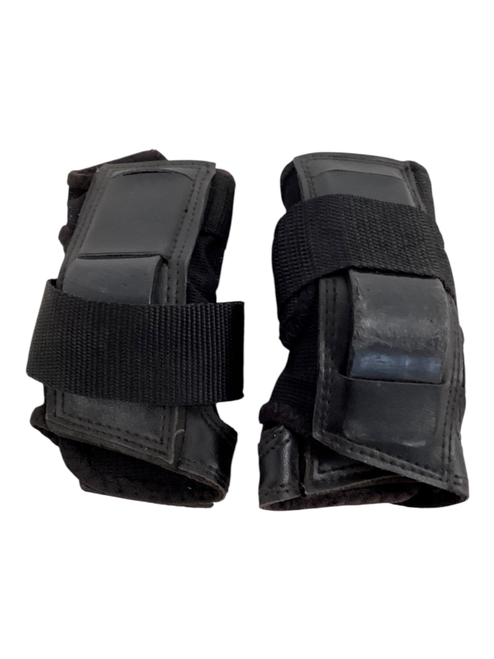Vist Large View of Product Image Which is Used Triple Eight Skateboard Wrist Guards Black MD