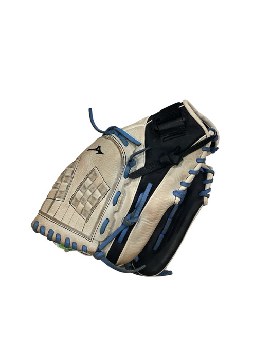 Vist Large View of Product Image Which is Used Mizuno SUPREME YOUTH BB/SB Glove LH Throw White 11 1/2"