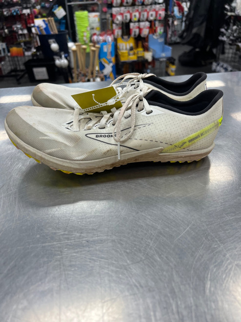 Vist Large View of Product Image Which is Used Brooks SPEED NEUTRAL XC Track & Field Cleats Adult White Senior 9.5